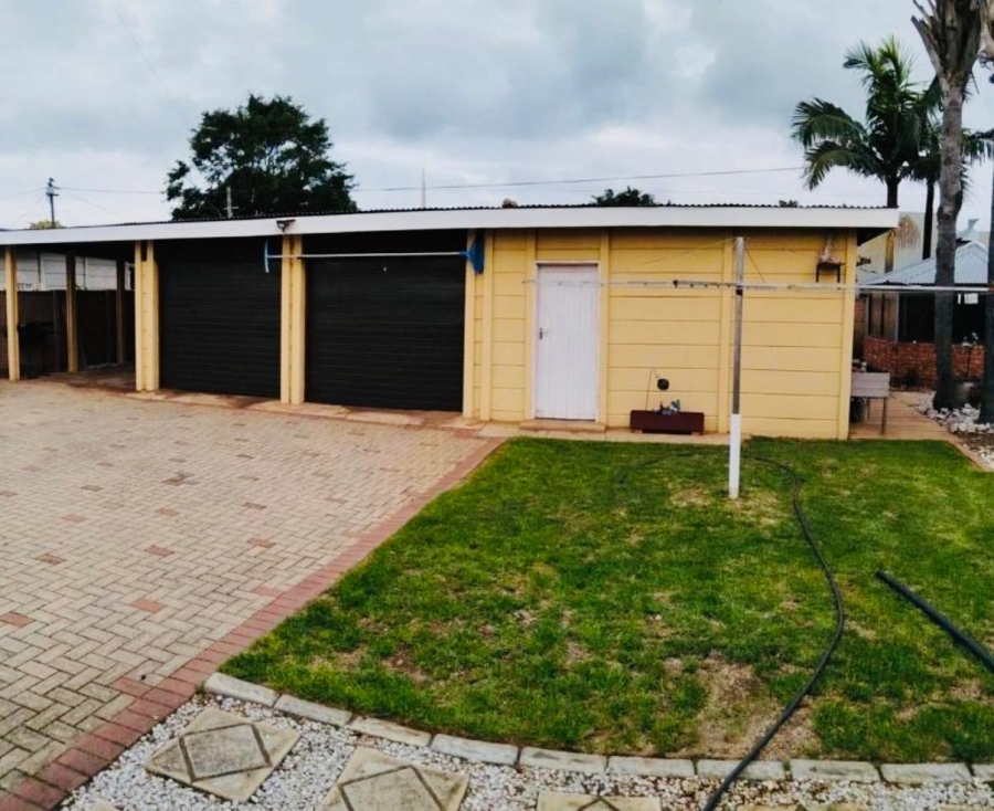 3 Bedroom Property for Sale in Manor Heights Eastern Cape